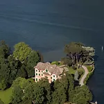 וילה Stunning Facing Lake, טרמצו