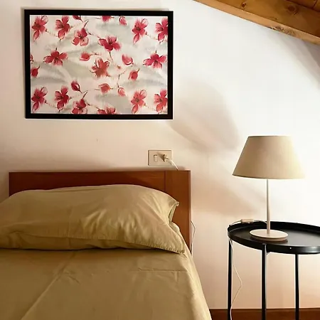 Villa Stunning Facing Lake,