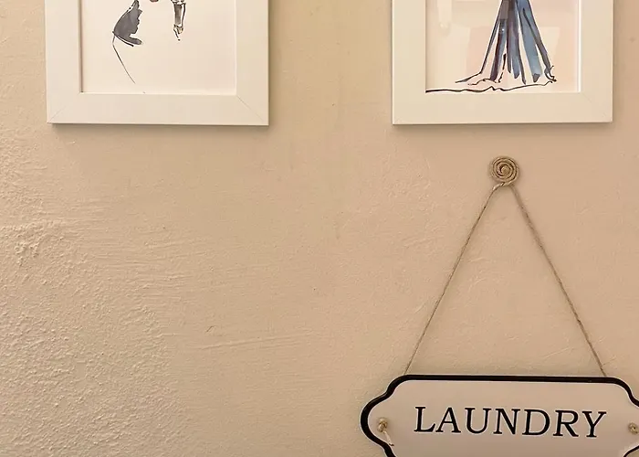 Stunning Facing Lake, *