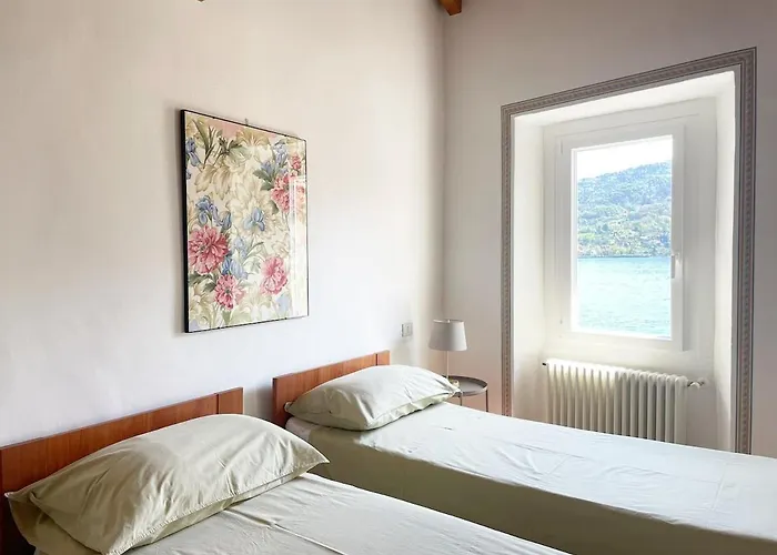 Stunning Facing Lake, Tremezzo