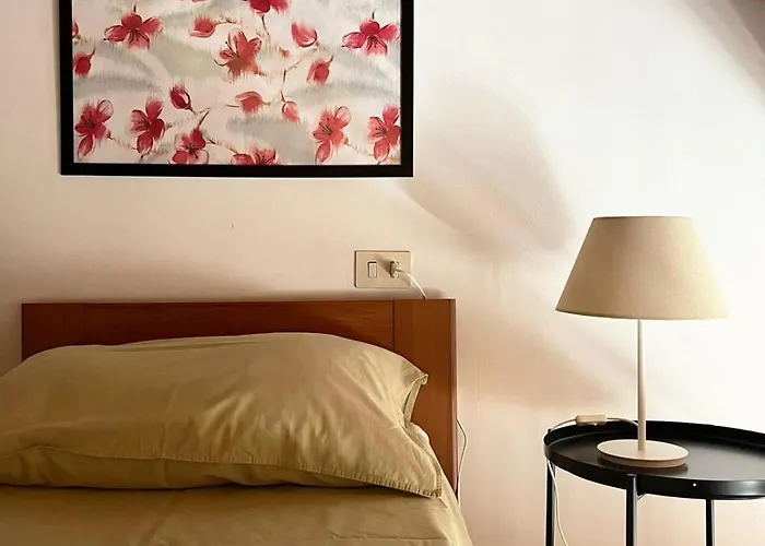 Villa Stunning Facing Lake,