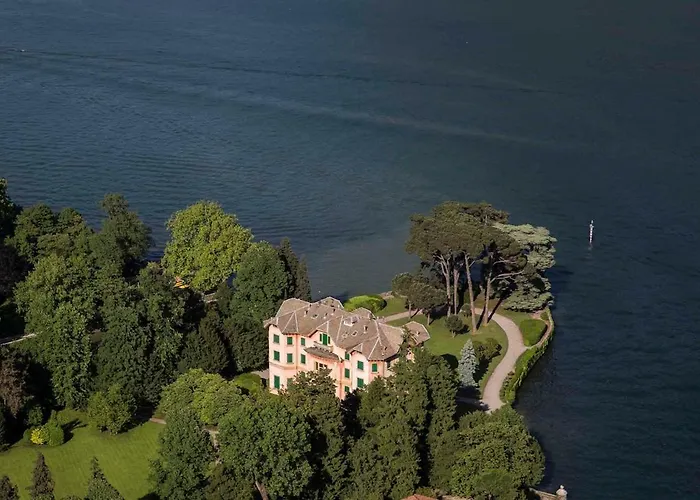 Villa Stunning Facing Lake, Tremezzo